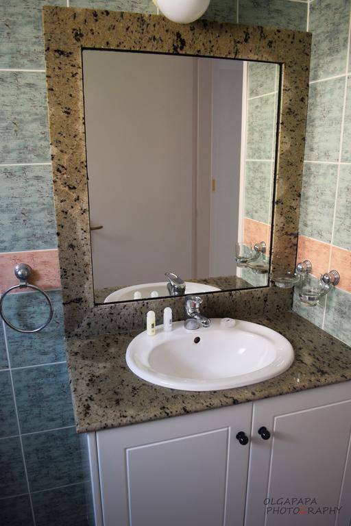 Pelides Apartments Larnaca Chambre photo