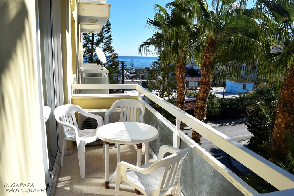Pelides Apartments Larnaca Chambre photo
